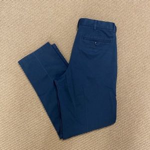 L.L. Bean Classic Fit Khakis, size 33x32